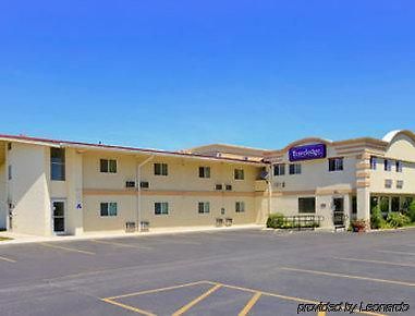Travelodge Lima Exterior photo